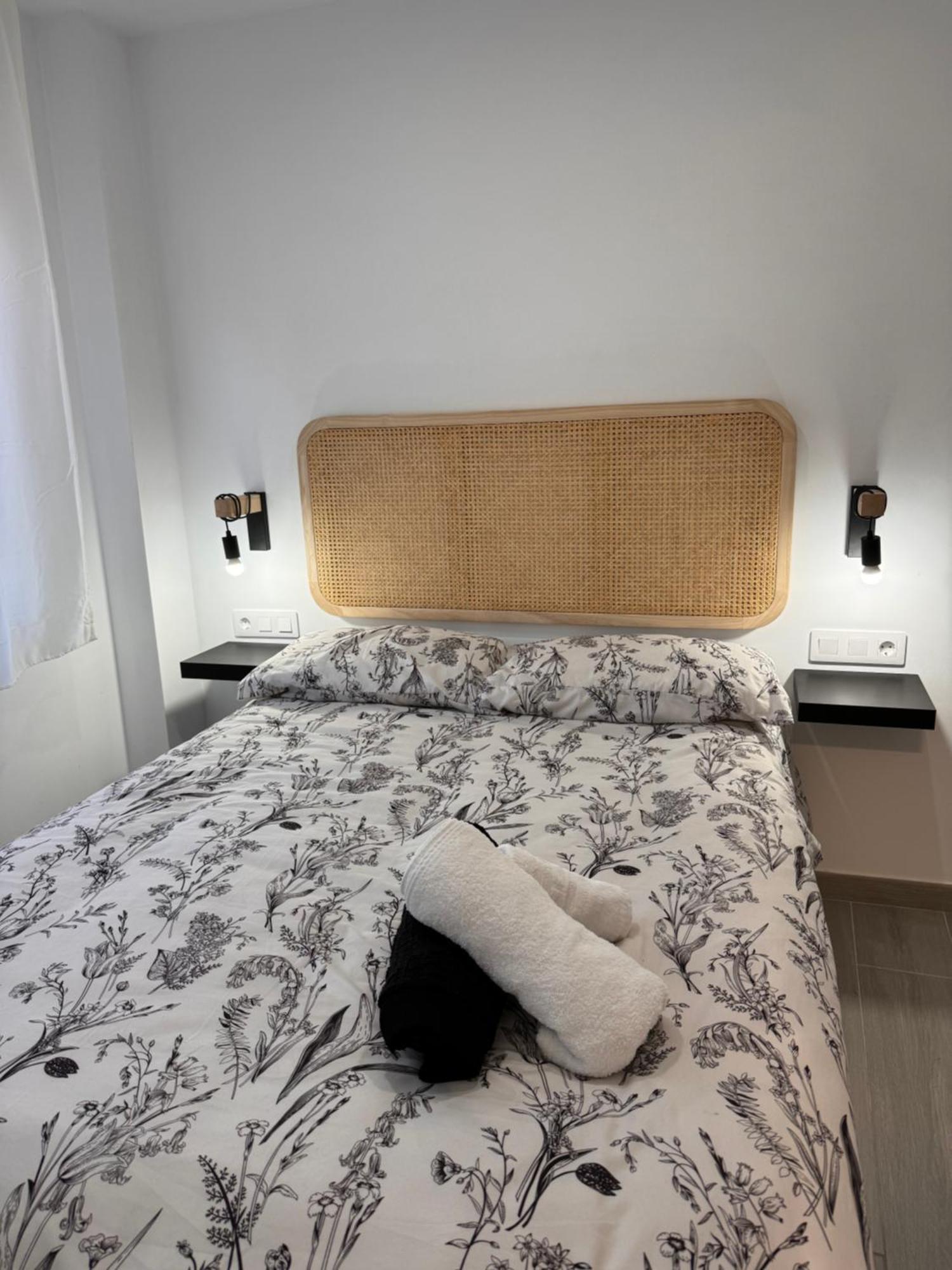 Apartamento Maui Beach En El Palo Málaga Exteriör bild