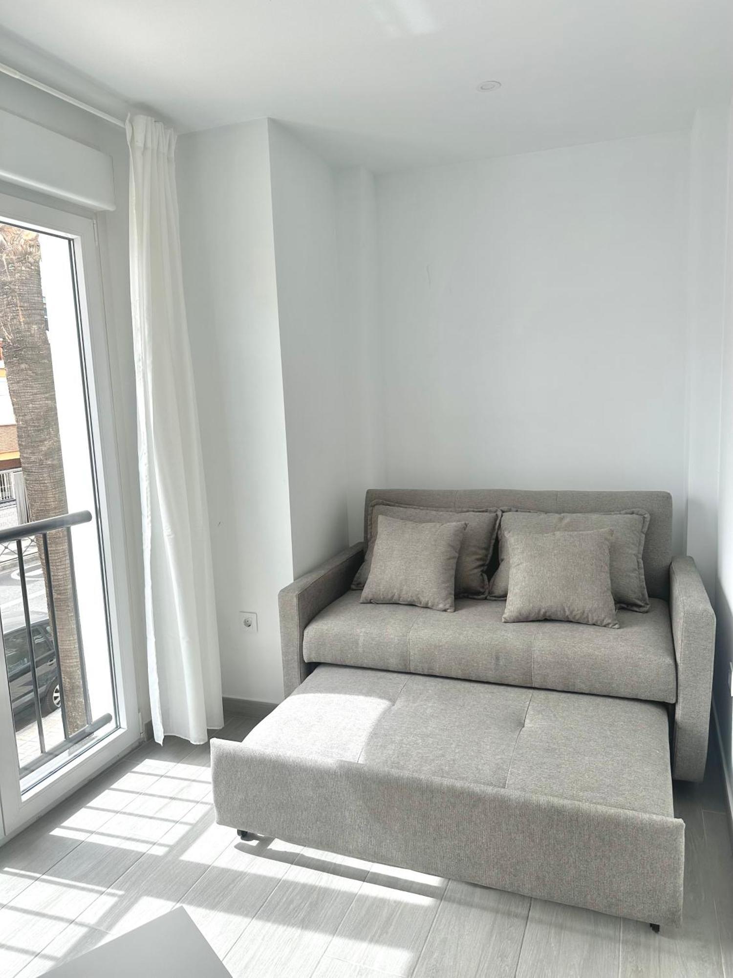 Apartamento Maui Beach En El Palo Málaga Exteriör bild