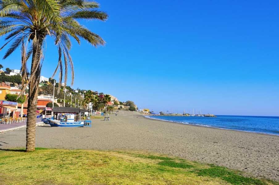 Apartamento Maui Beach En El Palo Málaga Exteriör bild