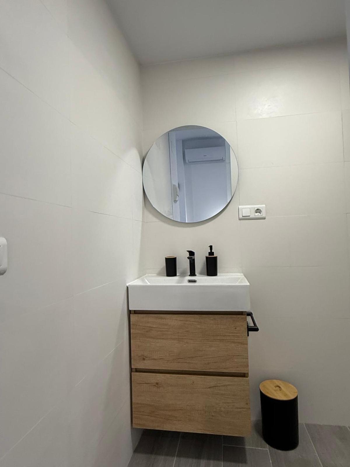 Apartamento Maui Beach En El Palo Málaga Exteriör bild